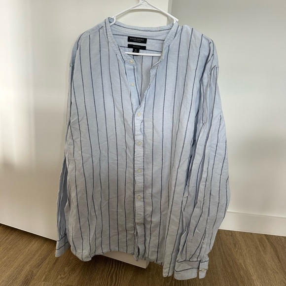 Banana Republic Other - NWOT Banana Republic Collarless Men’s Shirt